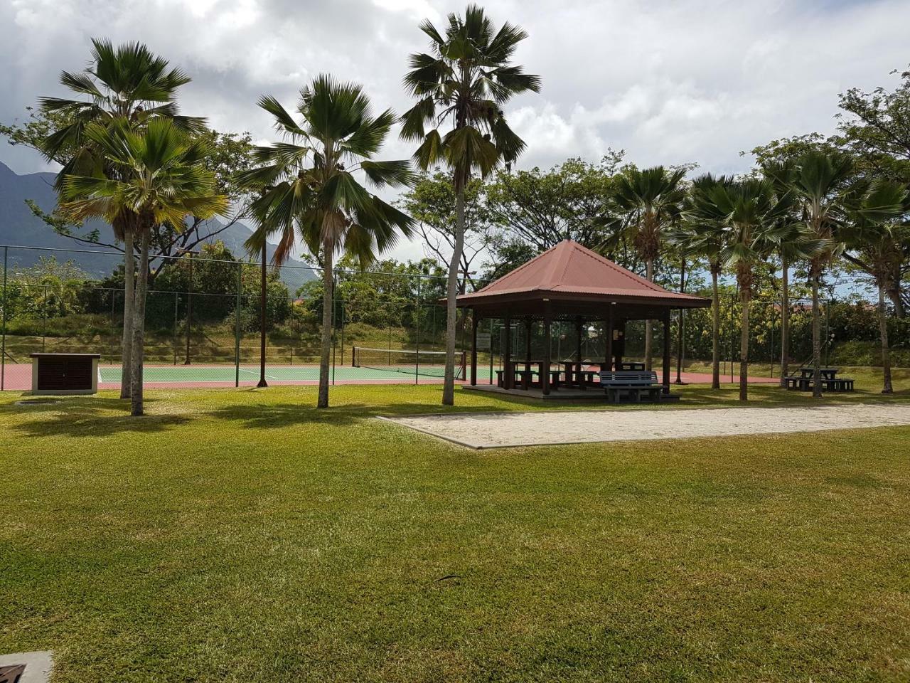 Bay 4 Eden Island Apartment Exterior photo
